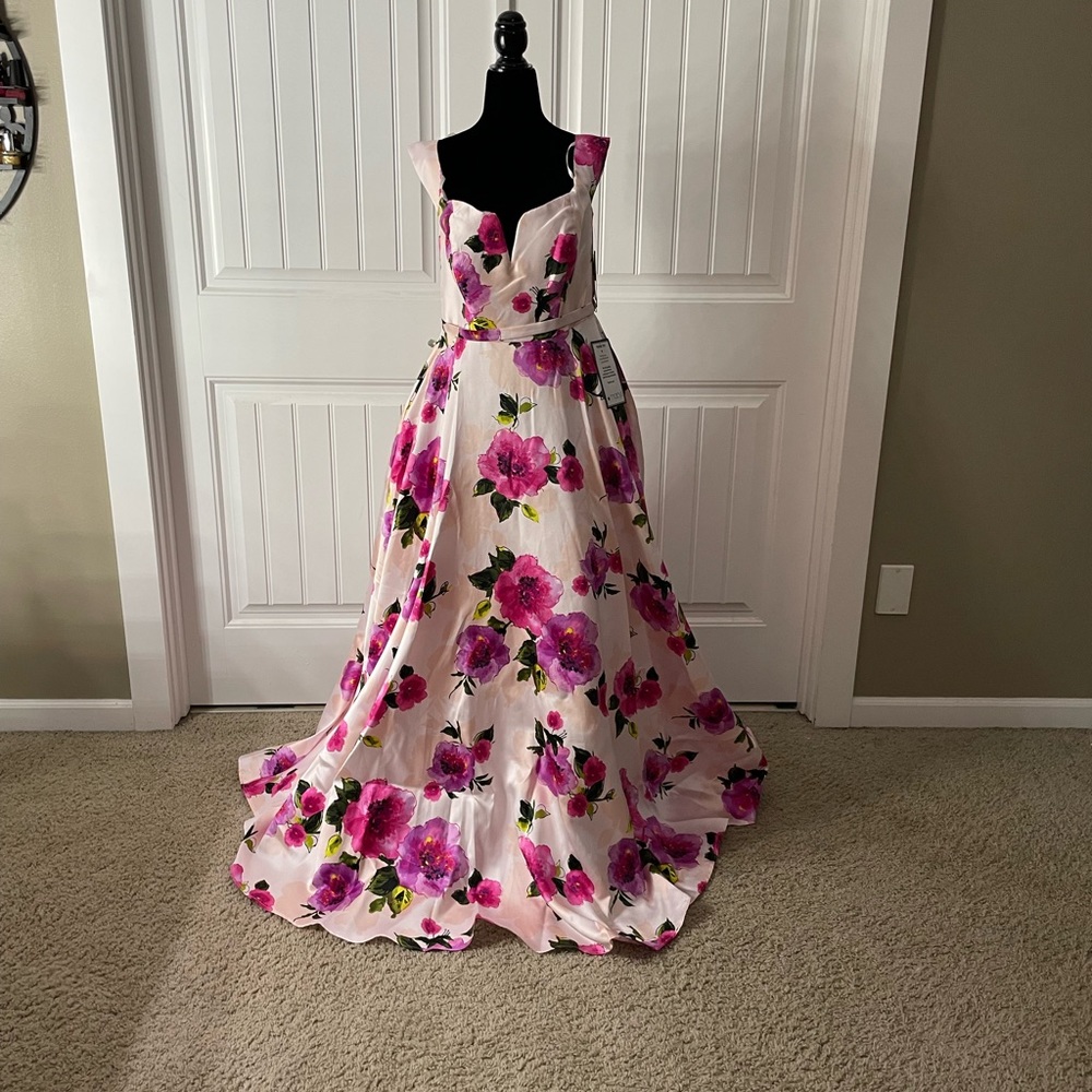 Portrait dress